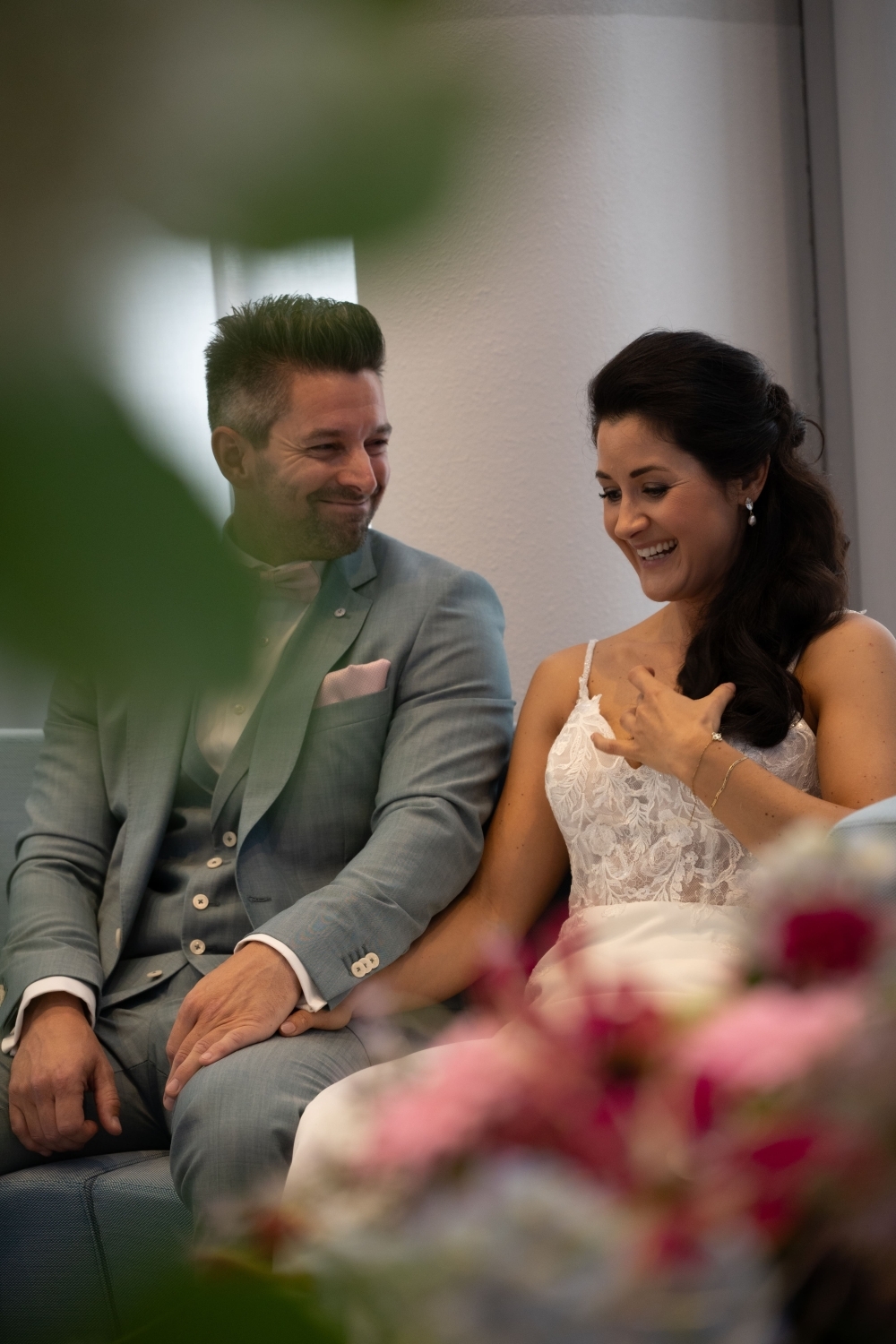 Bekijk deze foto groter. Foto: 'Huwelijk Stadhuis 06 - Kelly Kirkels Fotografie'.